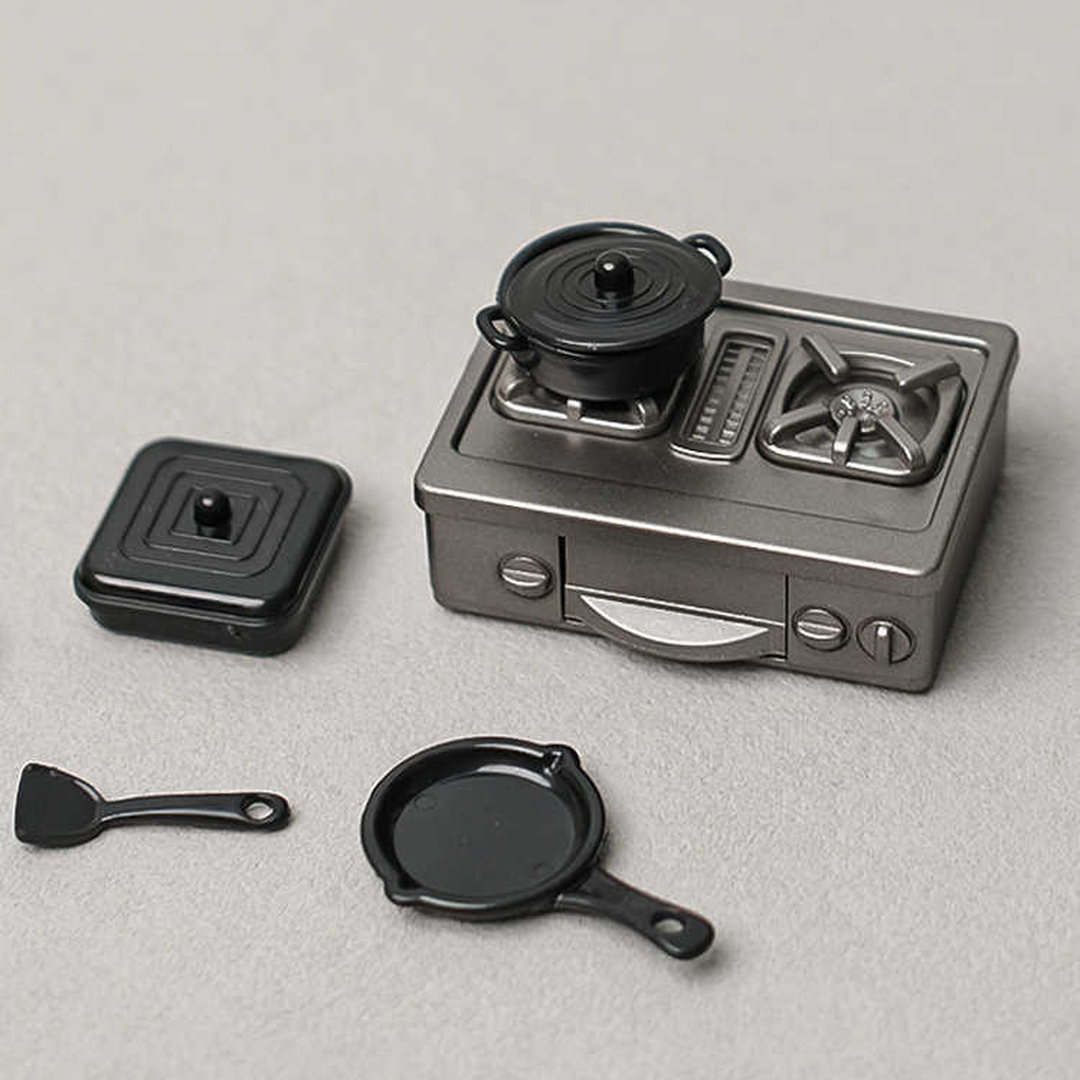 Dinner Prep in Miniature: Sink and Stove Cabinet Set